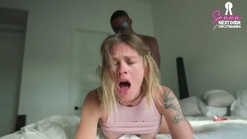 Mari cocu regarde sa femme se faire baiser par une BBC